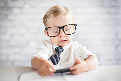 Kann man einfach und selber machen?! Einkommenssteuer, Gewerbesteuer und Umsatzsteuer im Onlinehandel - Kinderleicht? Lassen Sie sich lieber von einem Steuerberater beraten.